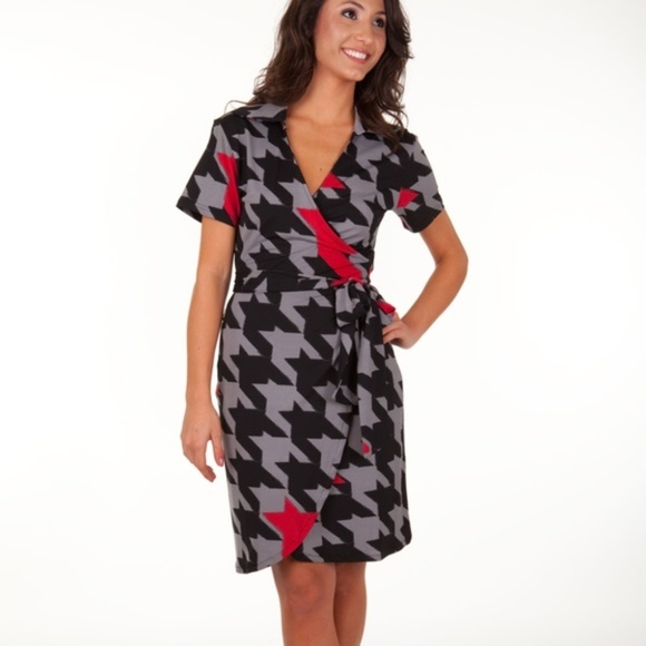 Tracy Negoshian Dresses & Skirts - Houndstooth Wrap Dress